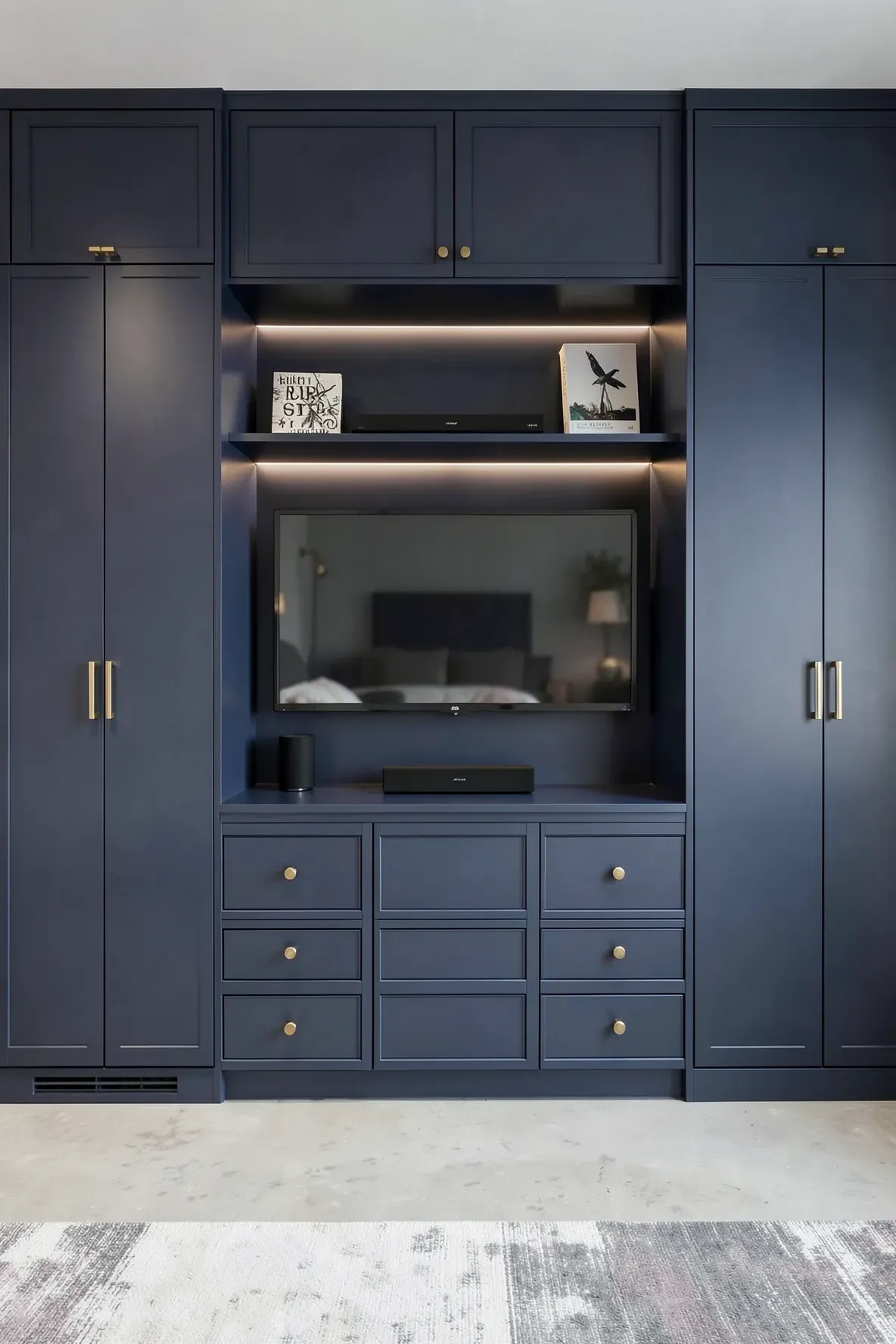 19 Practical Built In Wall Closet Ideas for Your Bedroom - BambRise