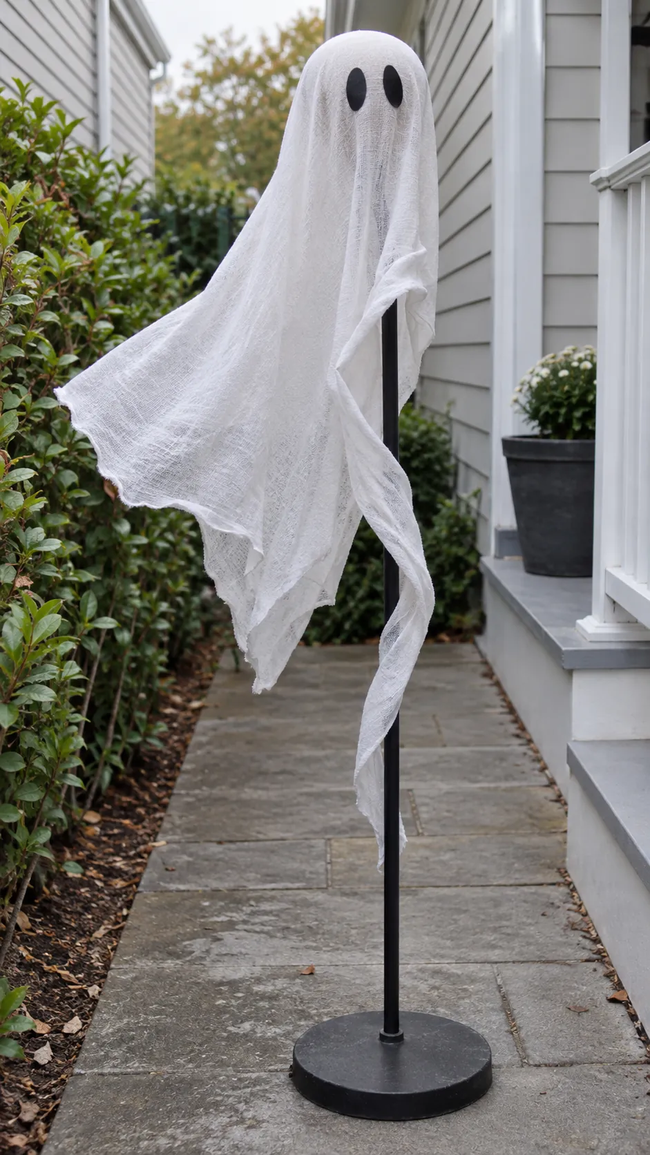DIY fabric ghost wind control showing find the twist before adding more weight