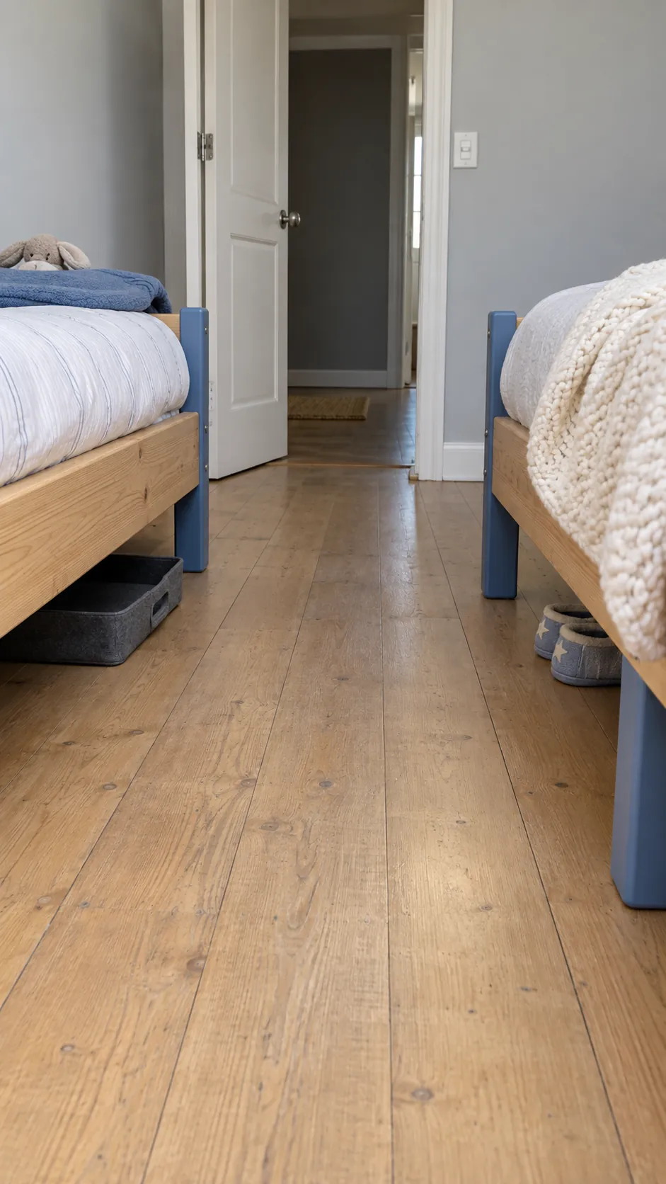 Clear walking space between two children’s beds