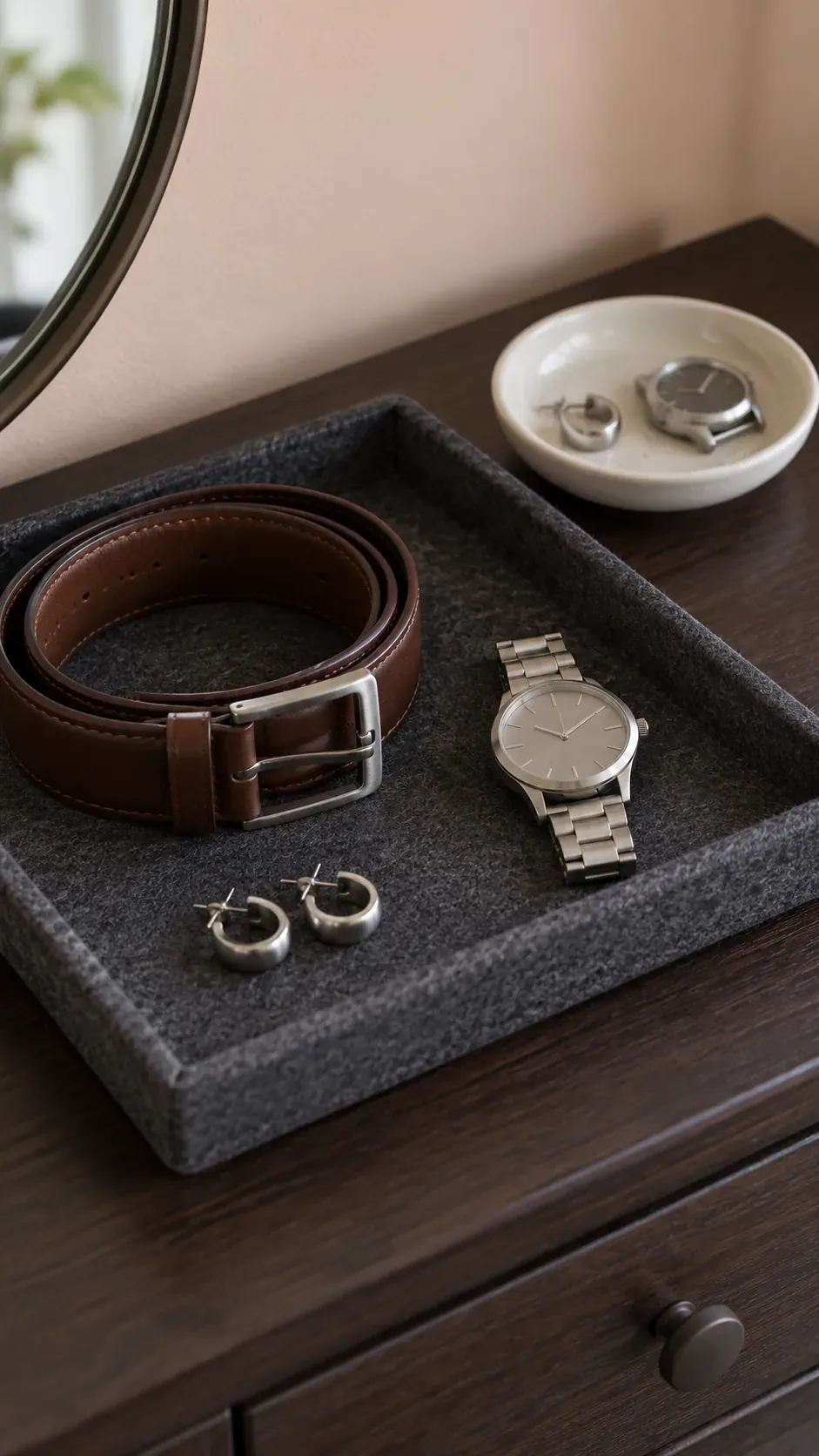 Accessories with missing essential pieces during a small apartment reset