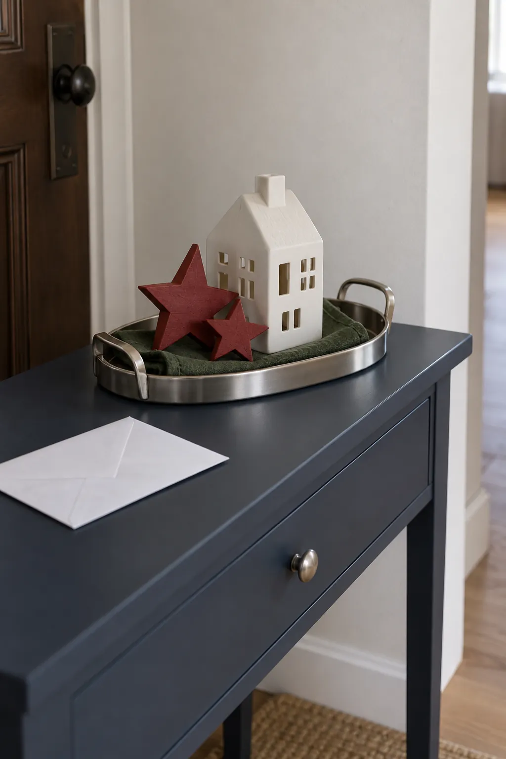 Finish with one liftable display in a Christmas entryway without a tree